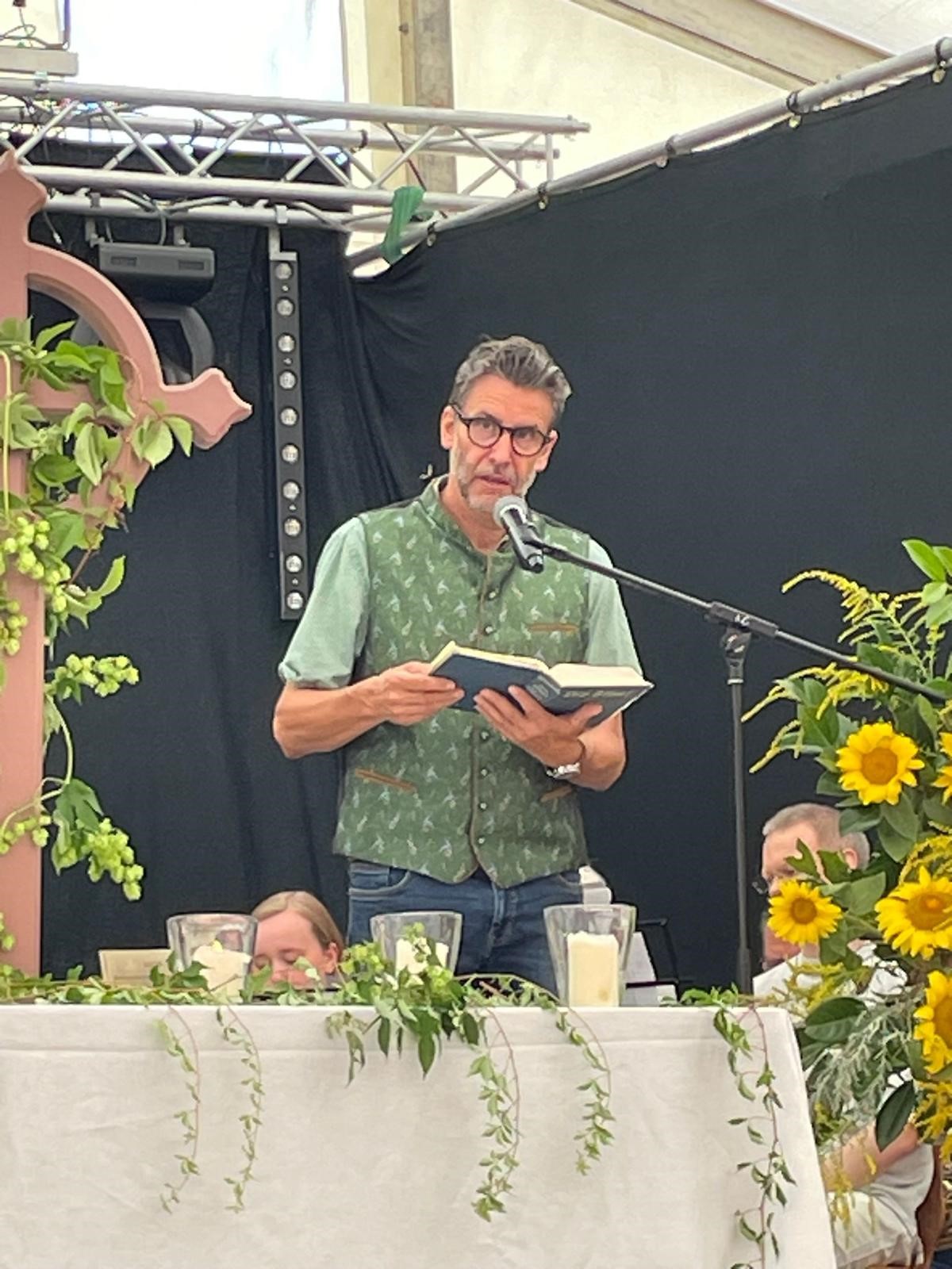 Gottesdienst2.jpg